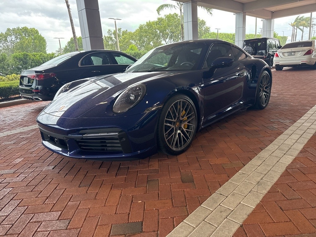 2022 Porsche 911 Turbo photo 2