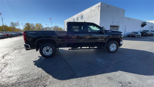 2025 CHEVROLET SILVERADO HD - Image 9