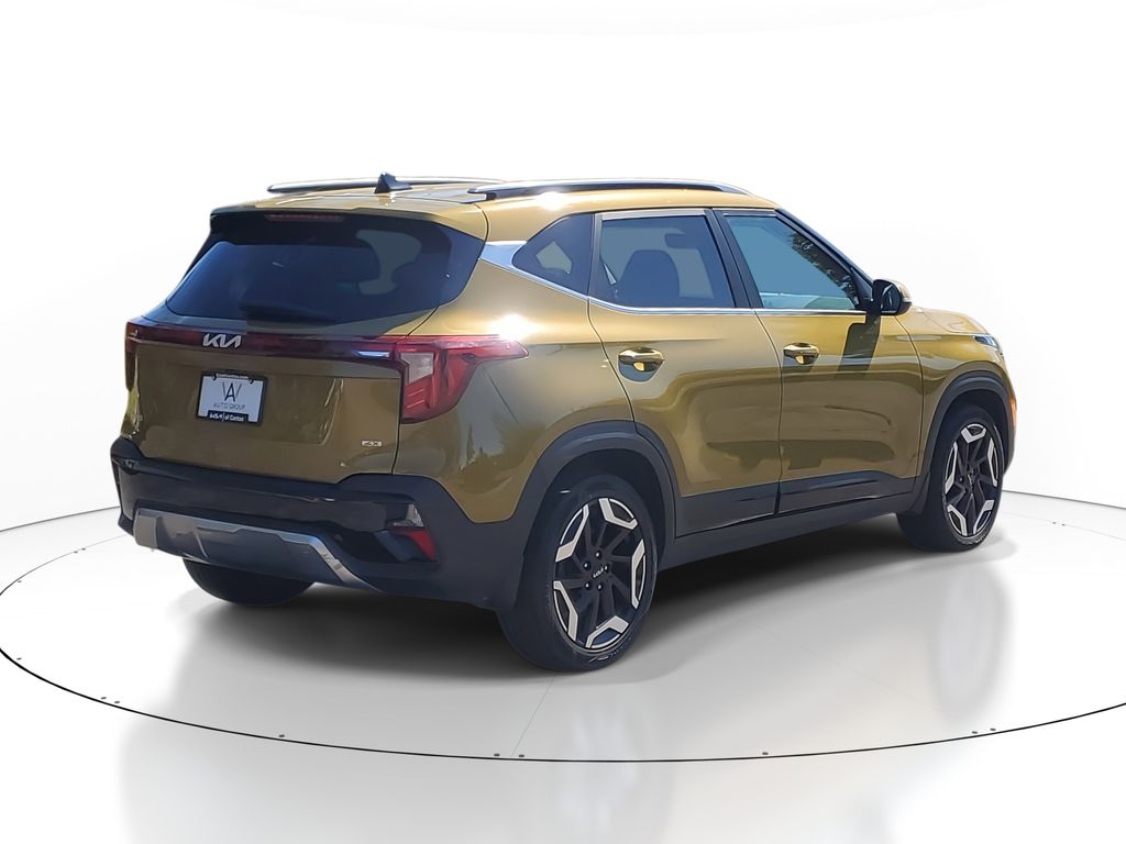 2024 Kia Seltos SX photo 2