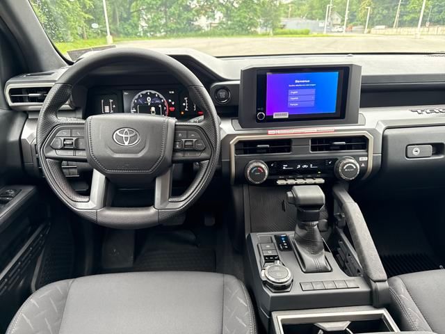 2025 Toyota Tacoma SR5 4x4 Double Cab photo 13
