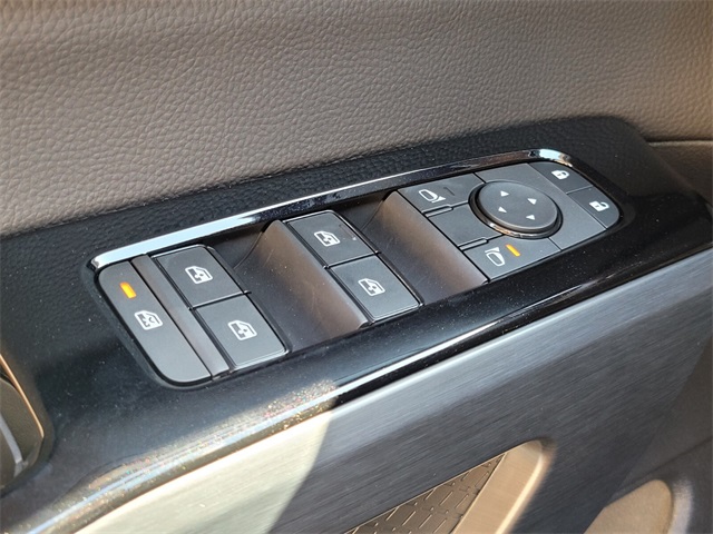 2025 Nissan Pathfinder SL photo 22