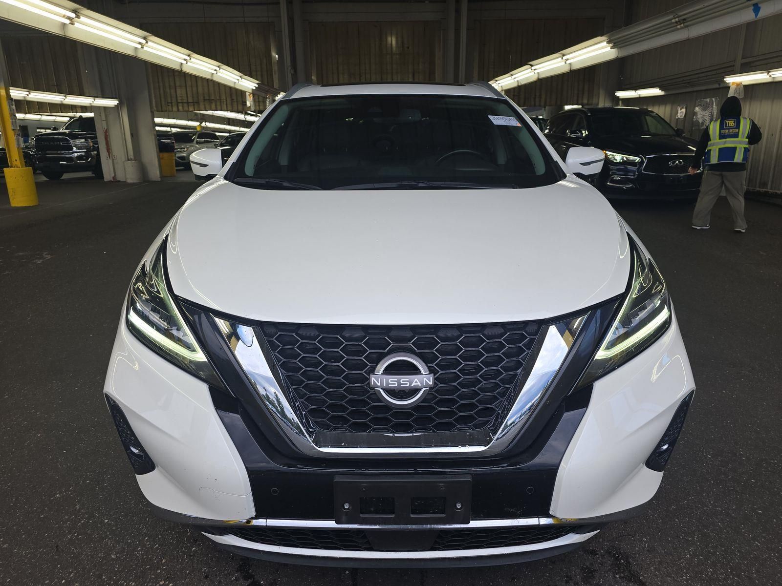 2023 Nissan Murano Platinum photo 2