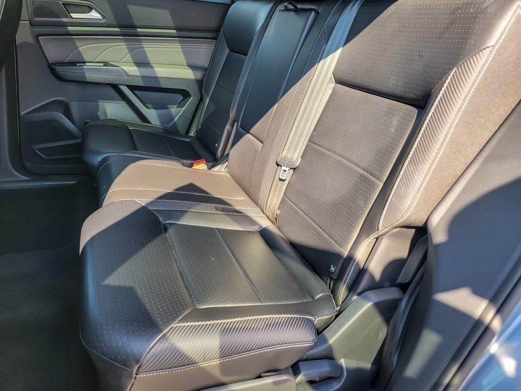 2021 Volkswagen Atlas Cross Sport V6 SE Technology photo 11