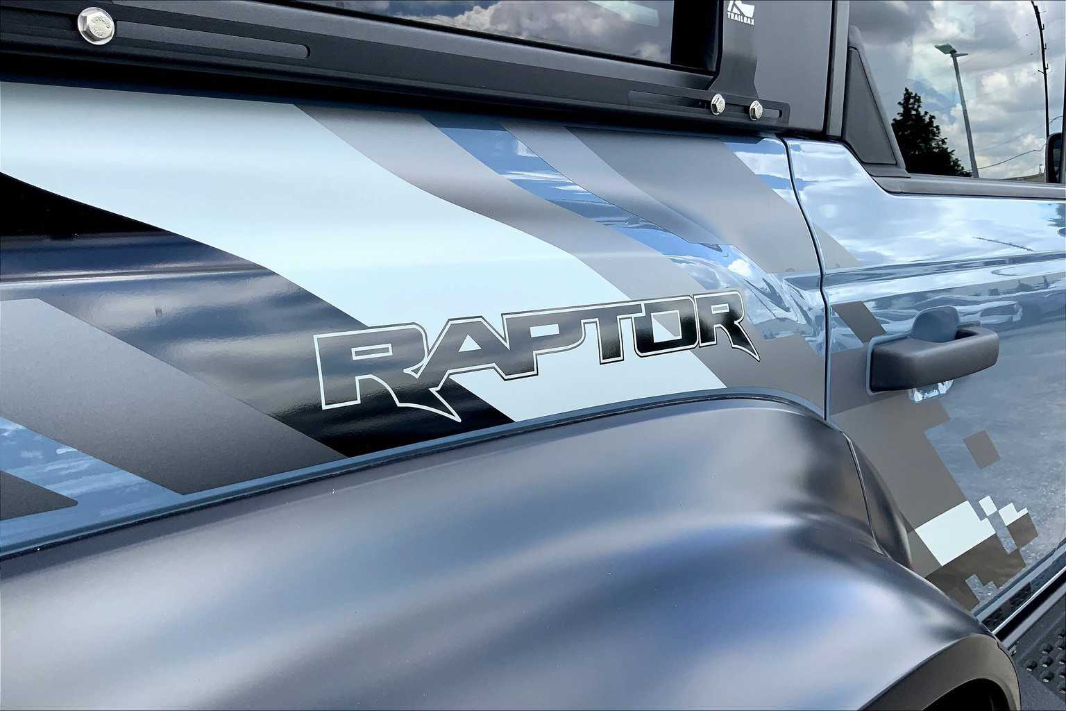 2023 Ford Bronco Raptor photo 29