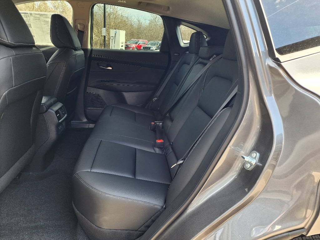 2025 Nissan Murano SL photo 8