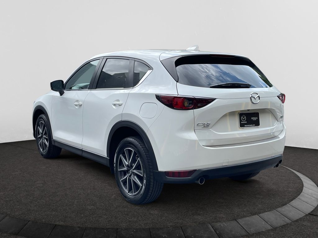 2018 Mazda CX-5 Touring photo 3