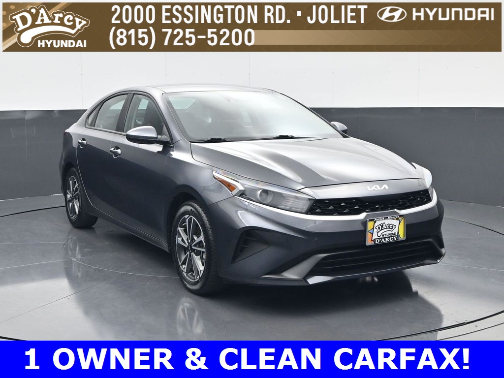 2023 Kia Forte LXS photo 3