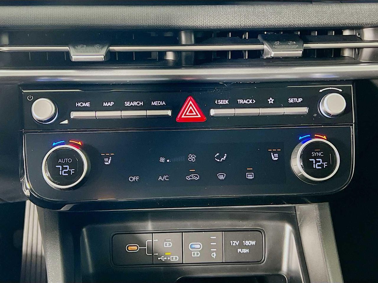 2025 Hyundai Tucson SEL Convenience photo 9