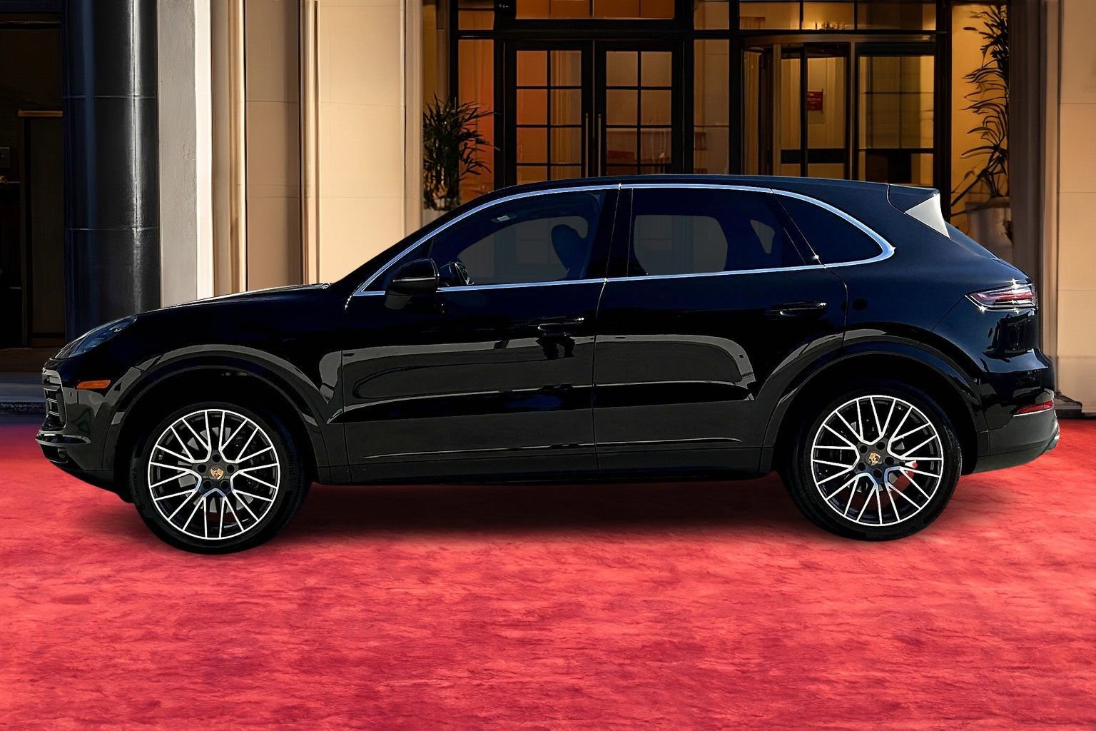 2022 Porsche Cayenne Platinum Edition photo 14