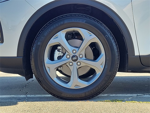 2025 Ford Escape ST-Line photo 28