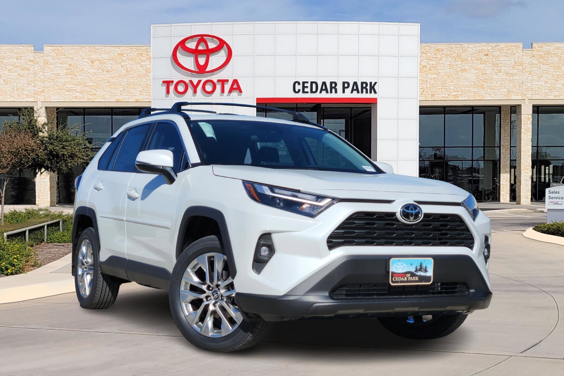 2025 Toyota RAV4 XLE Premium's photo