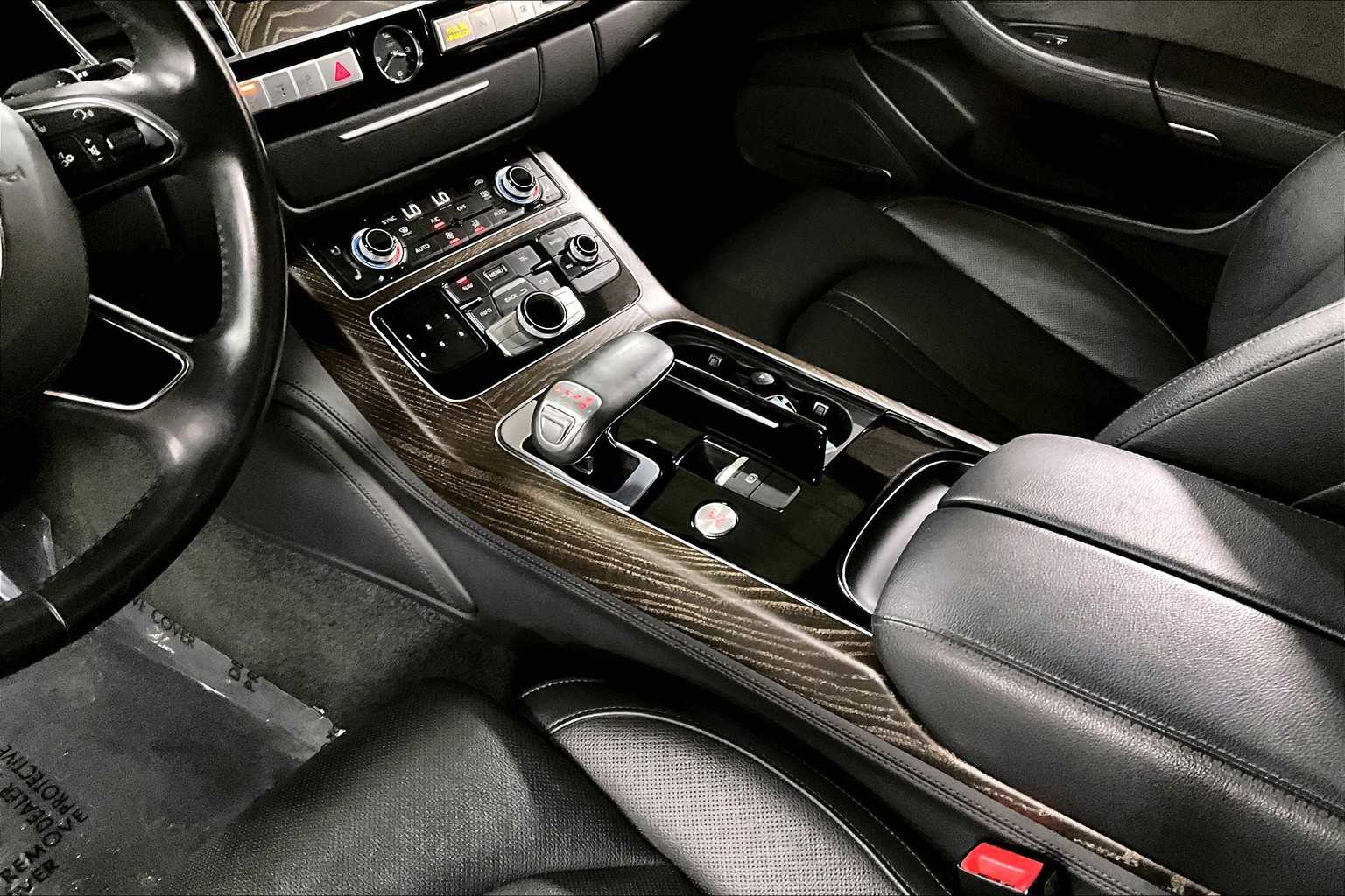 2017 Audi A8 L 3.0T photo 15
