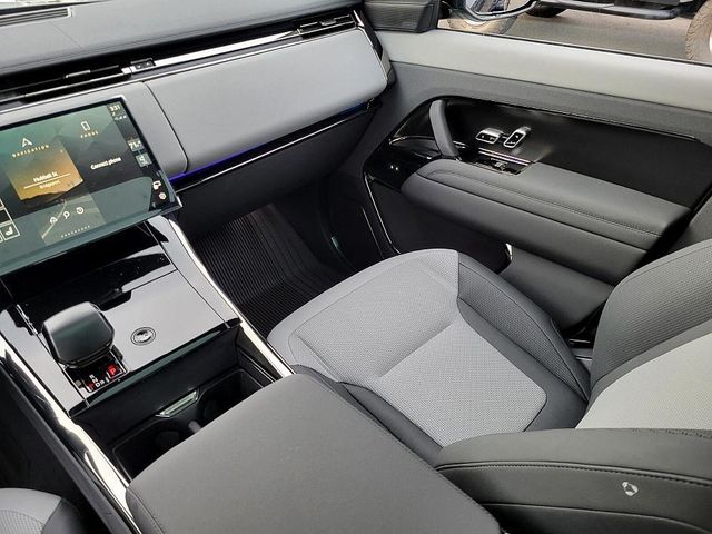 2025 Land Rover Range Rover Sport photo 15