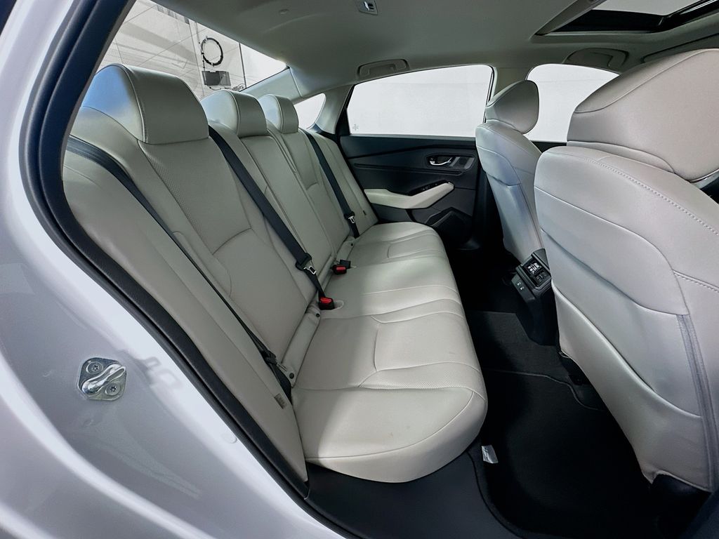 2025 Honda Accord Hybrid Touring photo 24