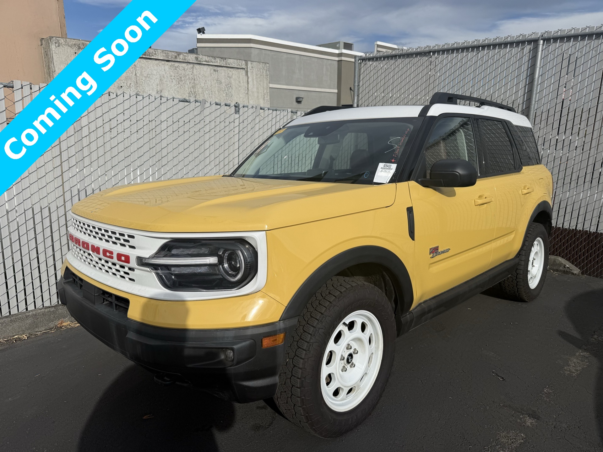 2023 Ford Bronco Sport Heritage photo 2