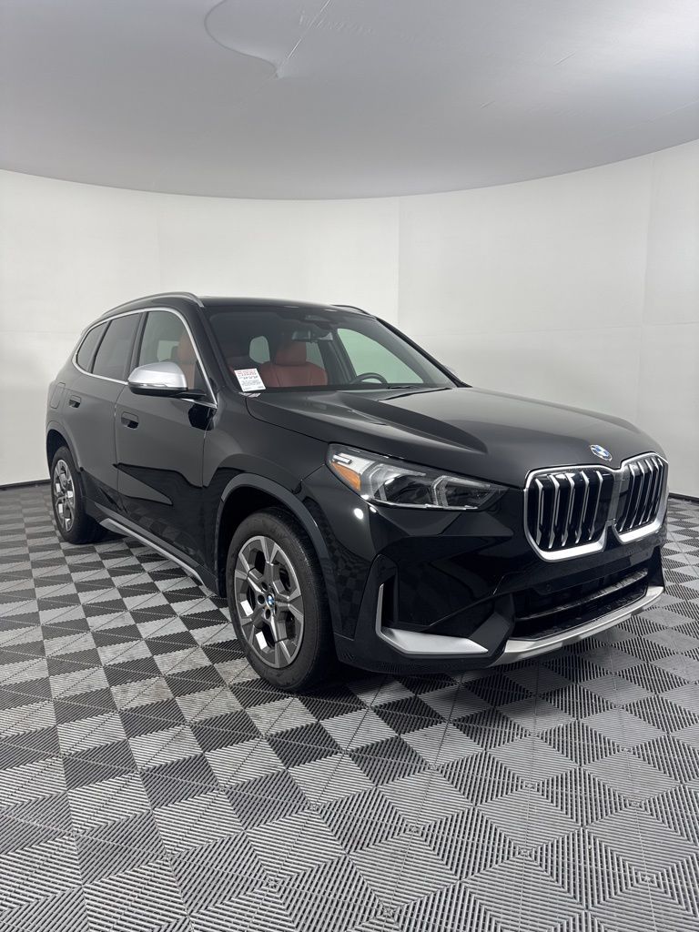 2023 Bmw X1 XDrive28i photo 3