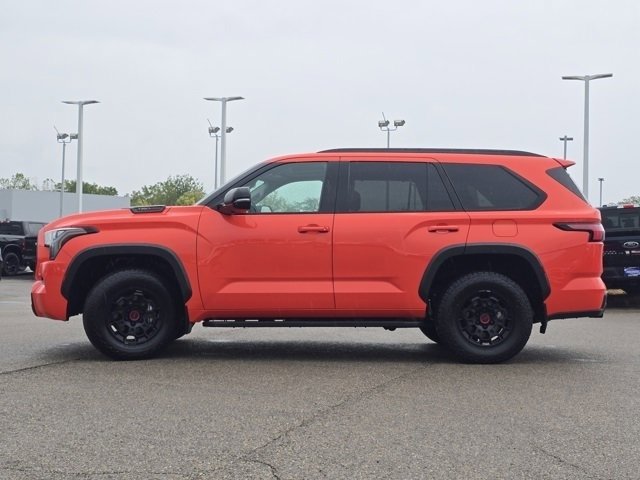 2023 Toyota Sequoia TRD Pro photo 23