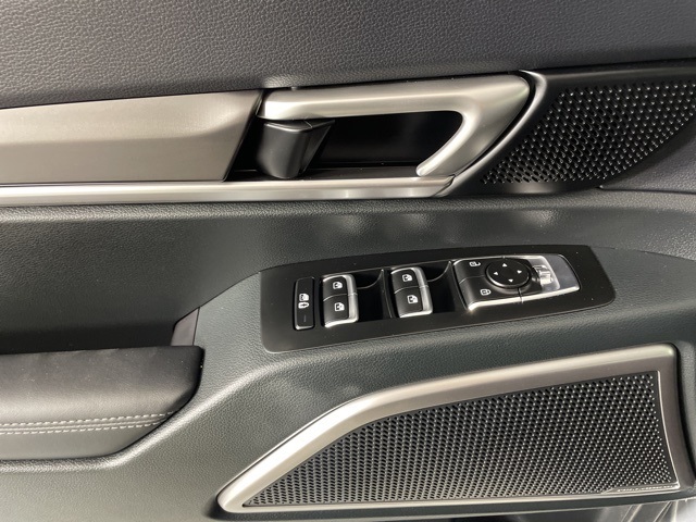 2025 Kia Telluride S photo 17