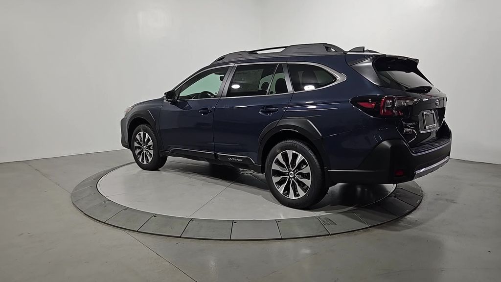 2025 Subaru Outback Limited photo 3