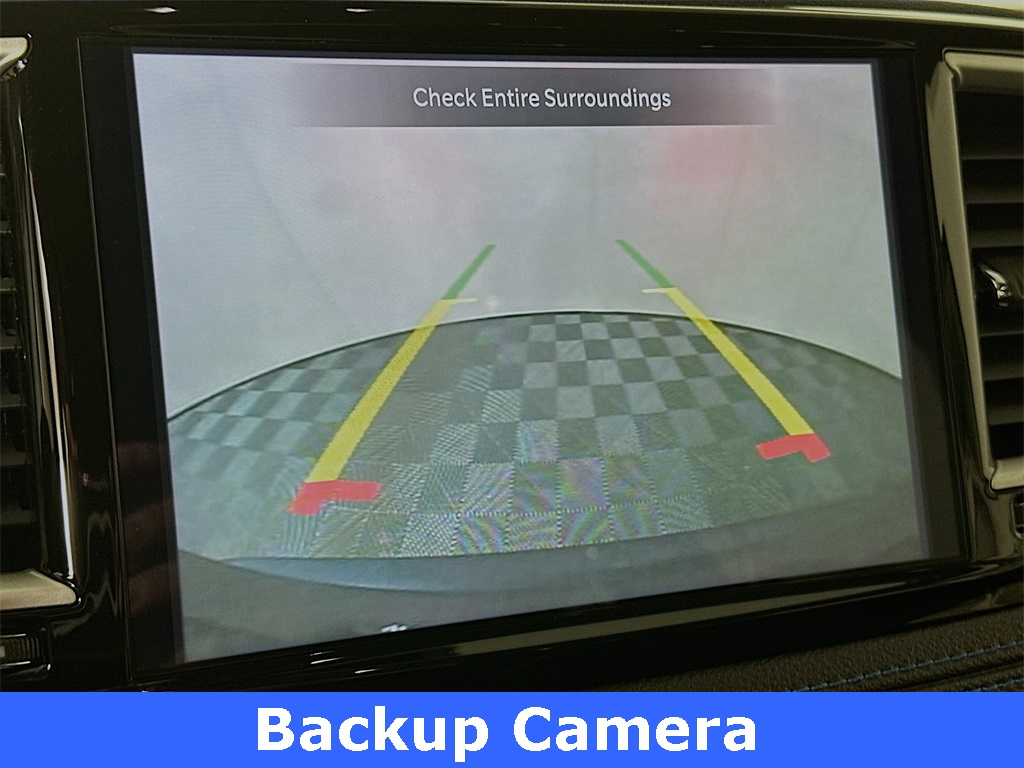 2021 Chrysler Pacifica Touring photo 5
