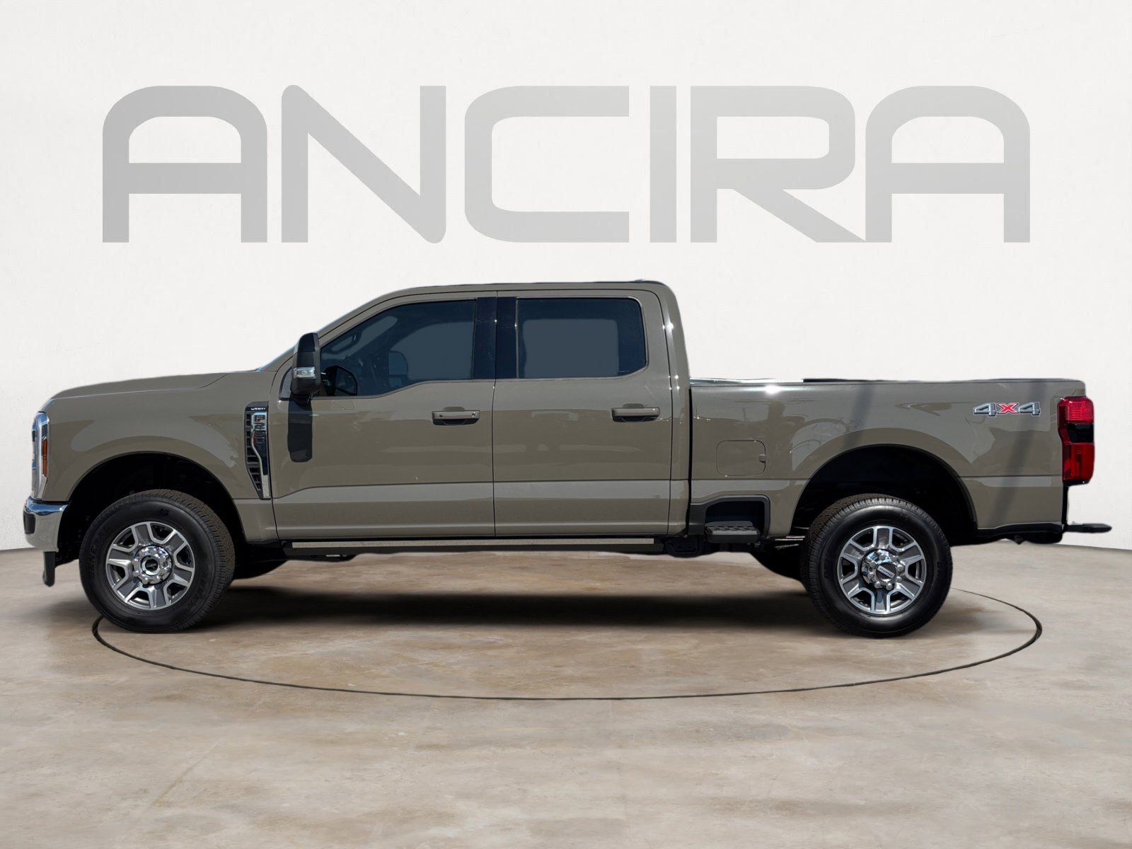 2026 Ford F-250 Lariat photo 4