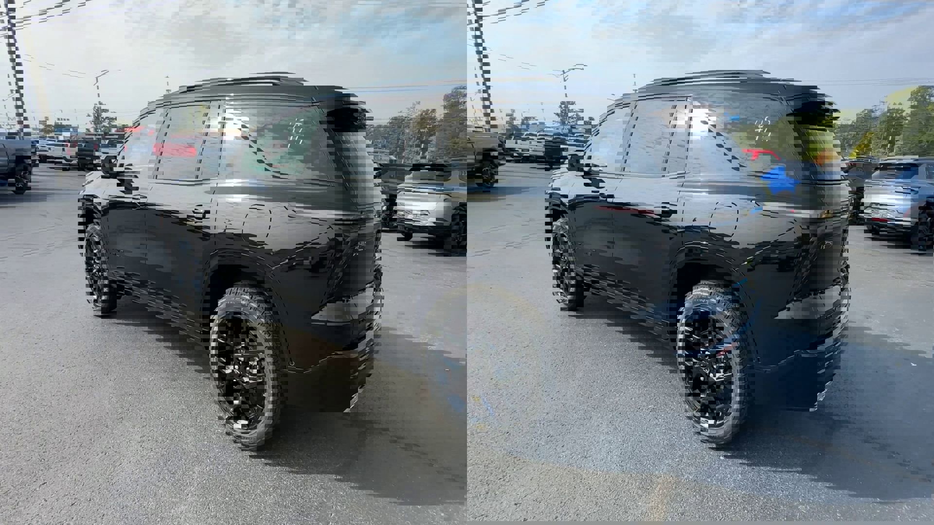 2026 Chevrolet Traverse RS photo 4