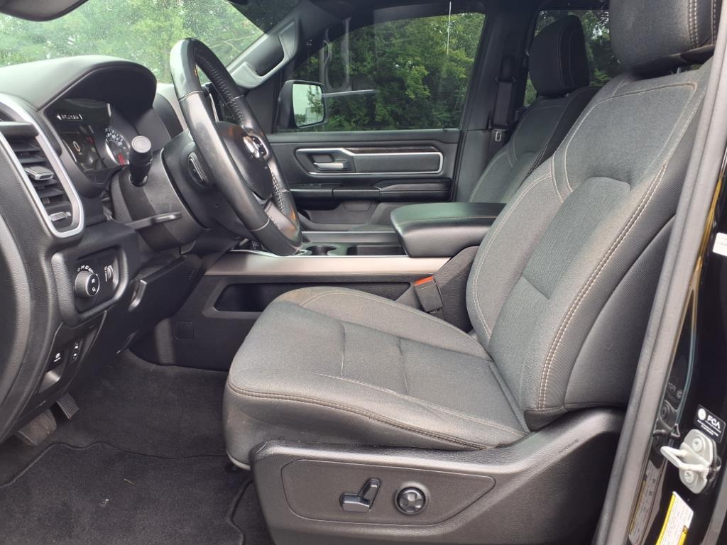 2021 Ram 1500 Big Horn photo 3