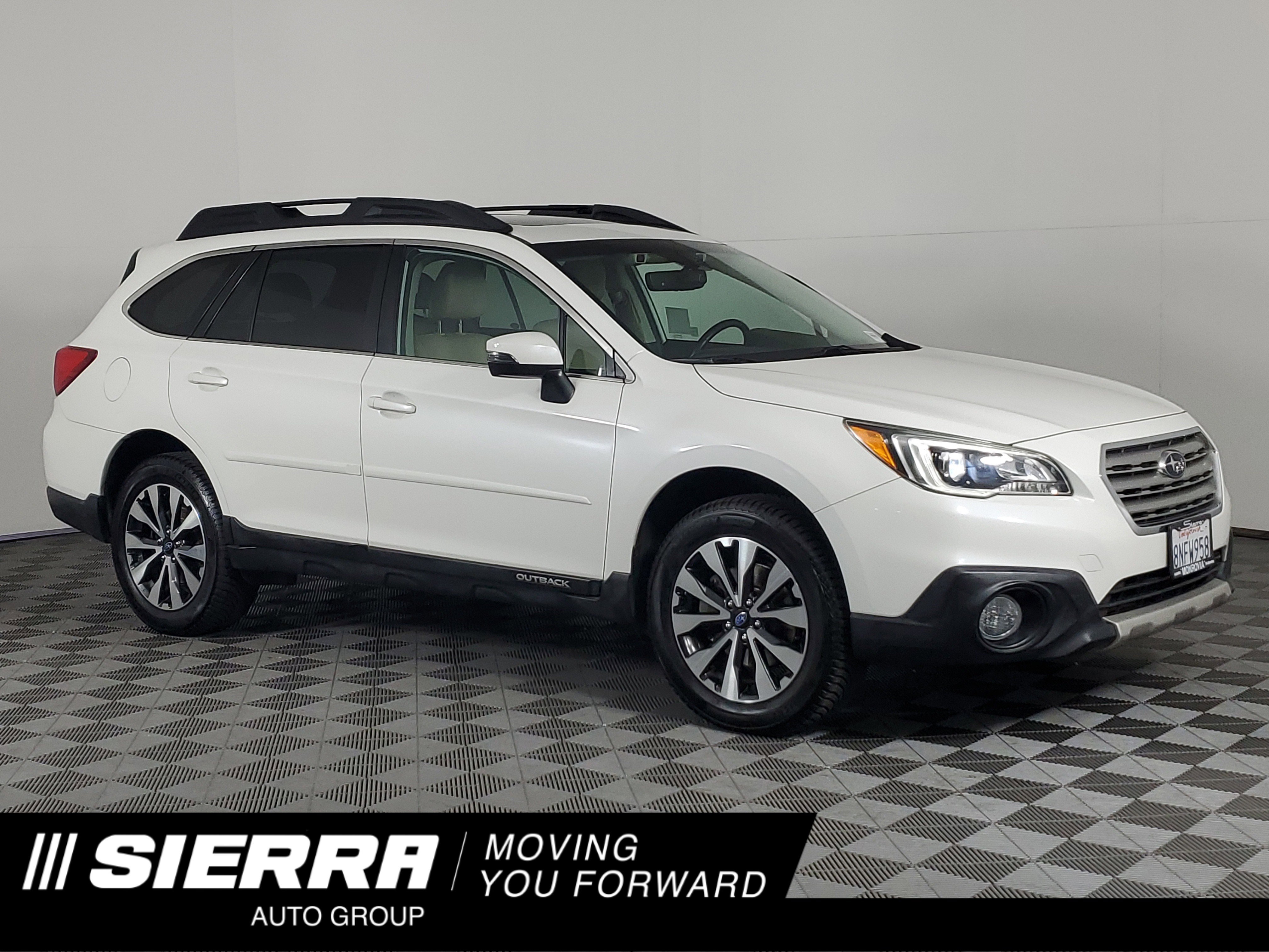 Used 2017 Crystal White Pearl Subaru Limited image 1