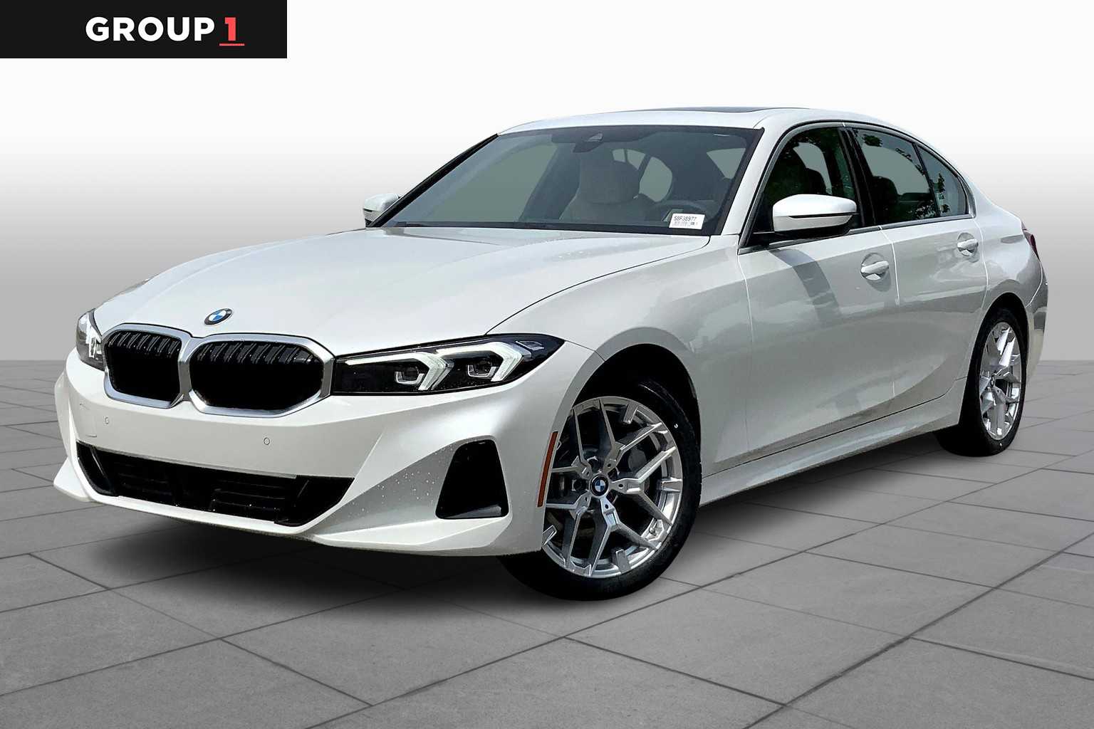 2025 BMW 3 Series 330i's photo