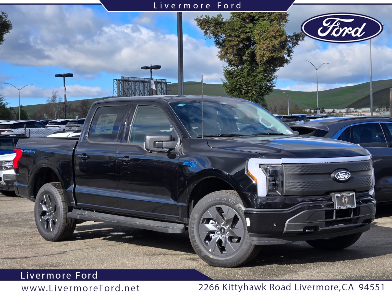 2025 Ford F-150 Lightning Flash's photo