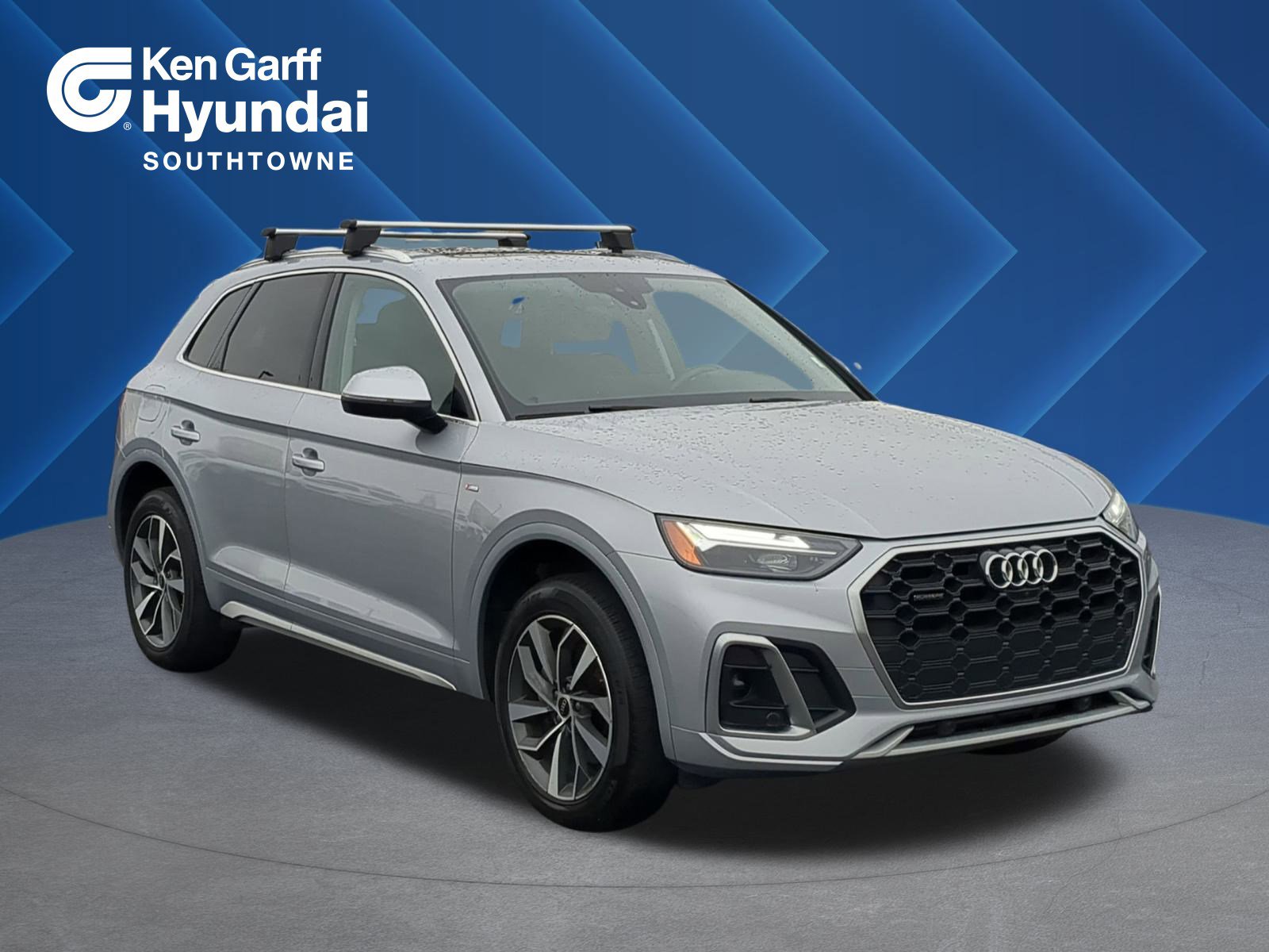 2024 Audi Q5 Premium Plus's photo