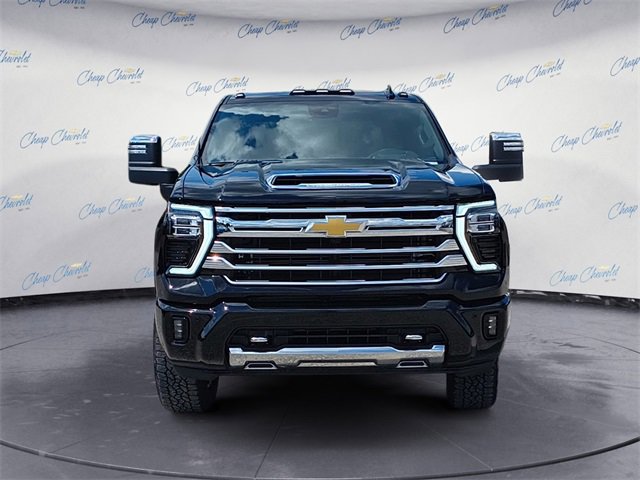 2025 Chevrolet Silverado 2500HD High Country photo 4