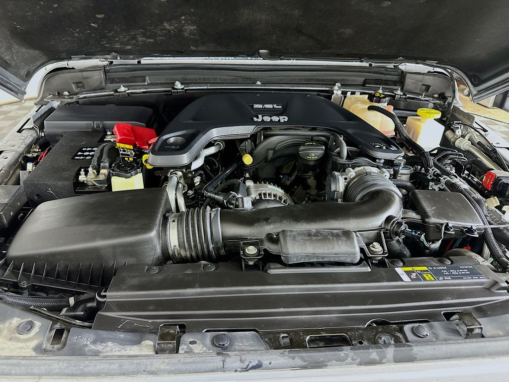 2020 Jeep Gladiator Sport photo 28