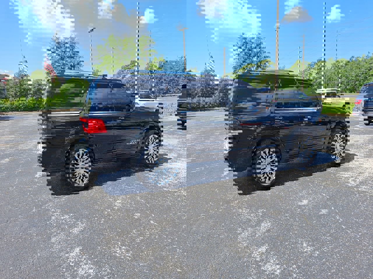 2017 Lincoln Navigator Select photo 4
