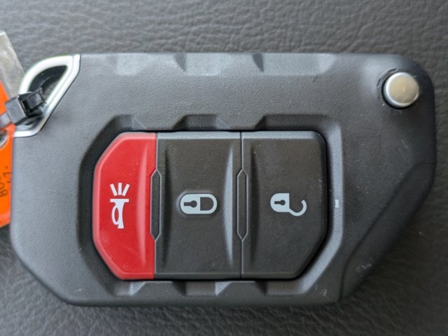 2025 Jeep Wrangler Sport S photo 31