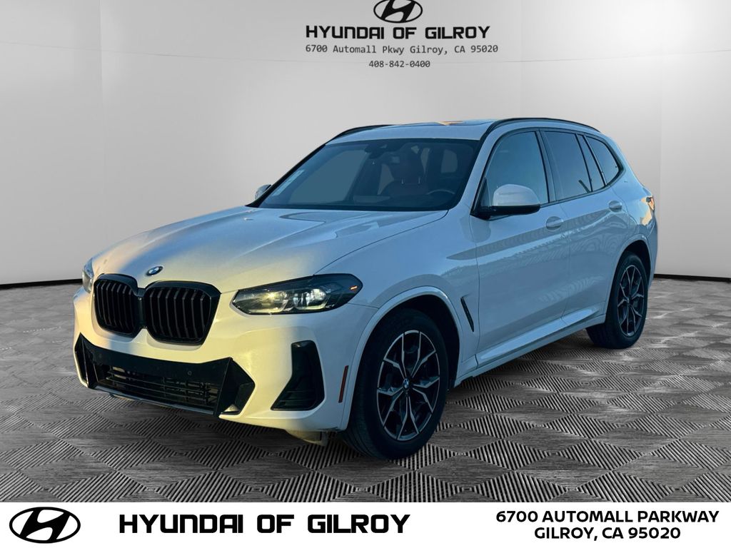 2023 BMW X3 30i's photo