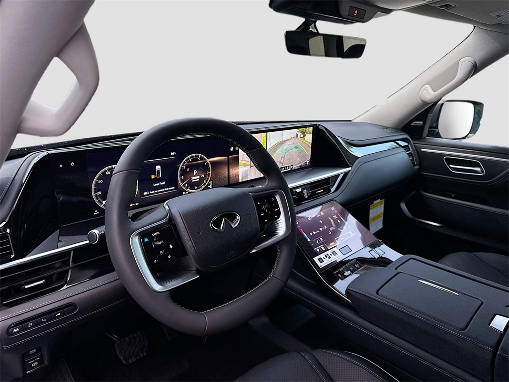 2026 Infiniti QX80 Luxe photo 7