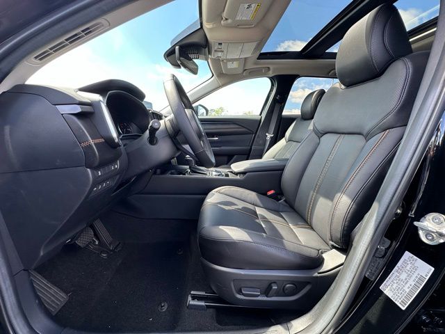 2025 Mazda CX-50 Premium Plus photo 24