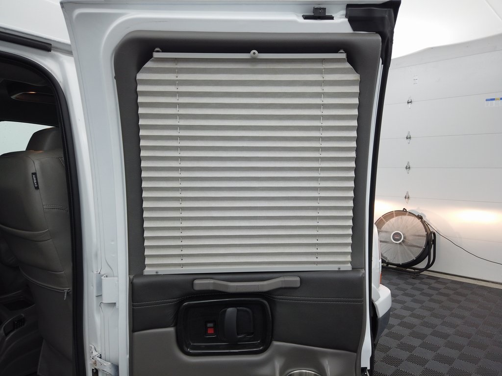 2020 Gmc Savana photo 38