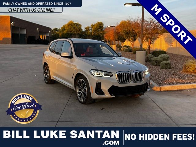 2022 BMW X3 30i's photo