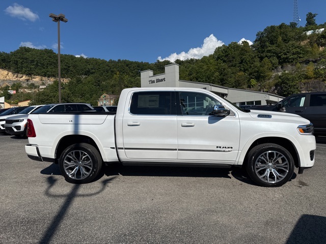2025 Ram 1500 photo 2