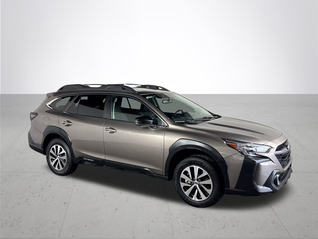 2024 Subaru Outback Premium photo 4