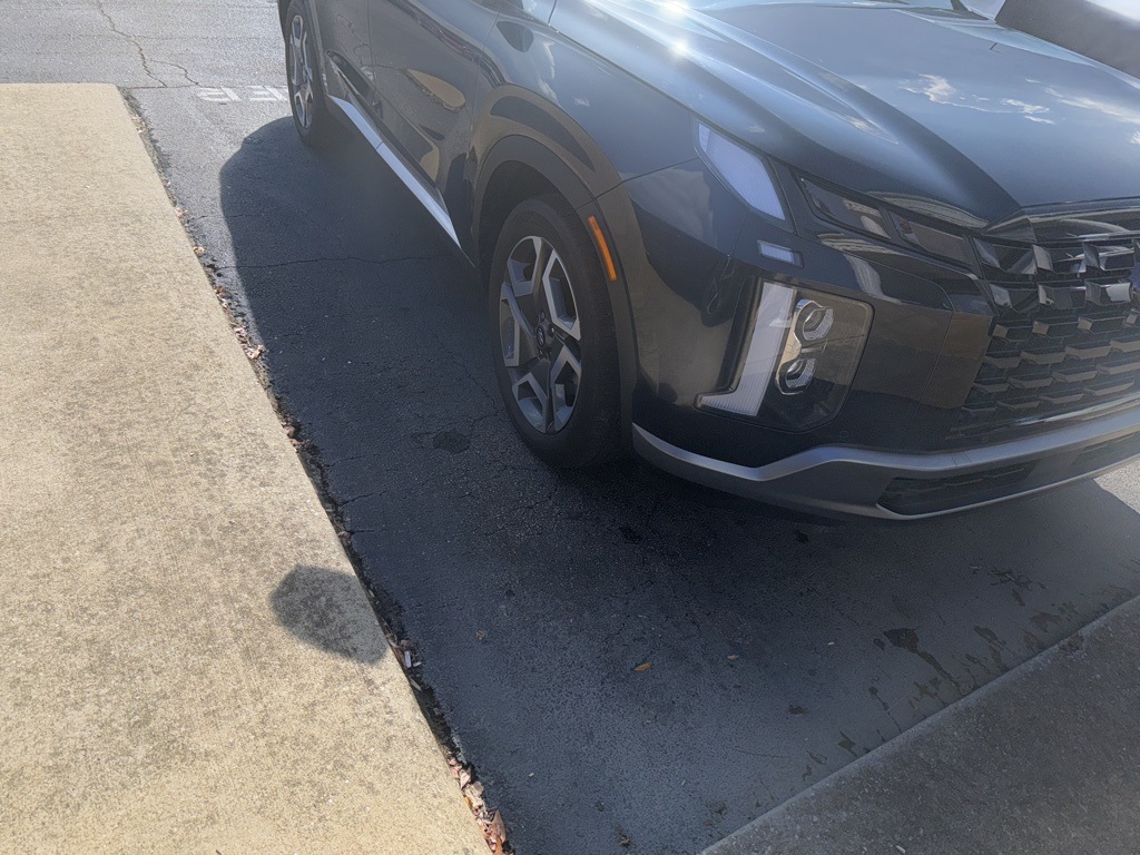 2024 Hyundai Palisade Limited photo 3