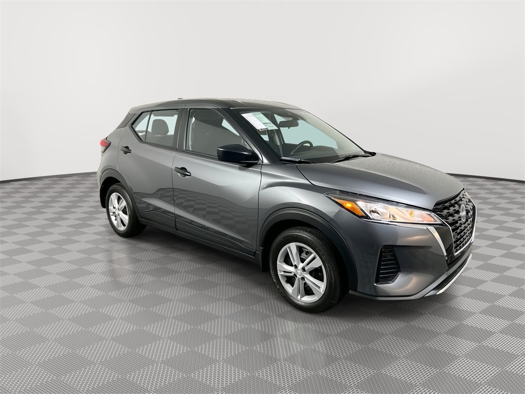 Certified 2025 Nissan KICKS PLAY Base with VIN 3N1CP5BV0SL482475 for sale in Riviera Beach, FL