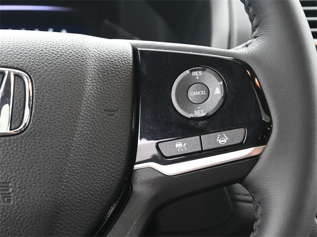 2023 Honda Odyssey Touring photo 21