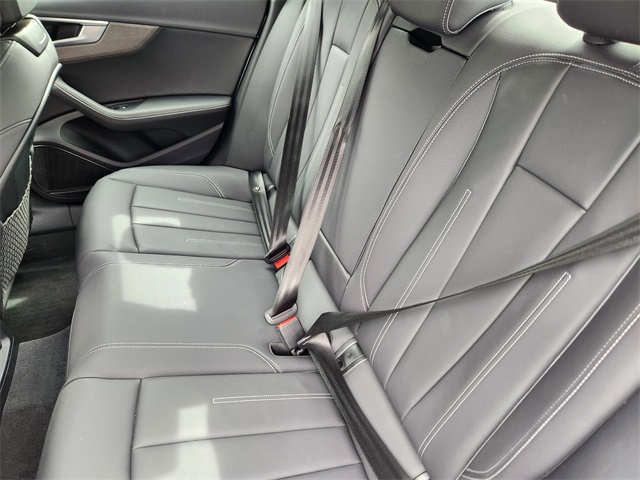 2023 Audi A4 45 S line Premium Plus Quattro photo 11