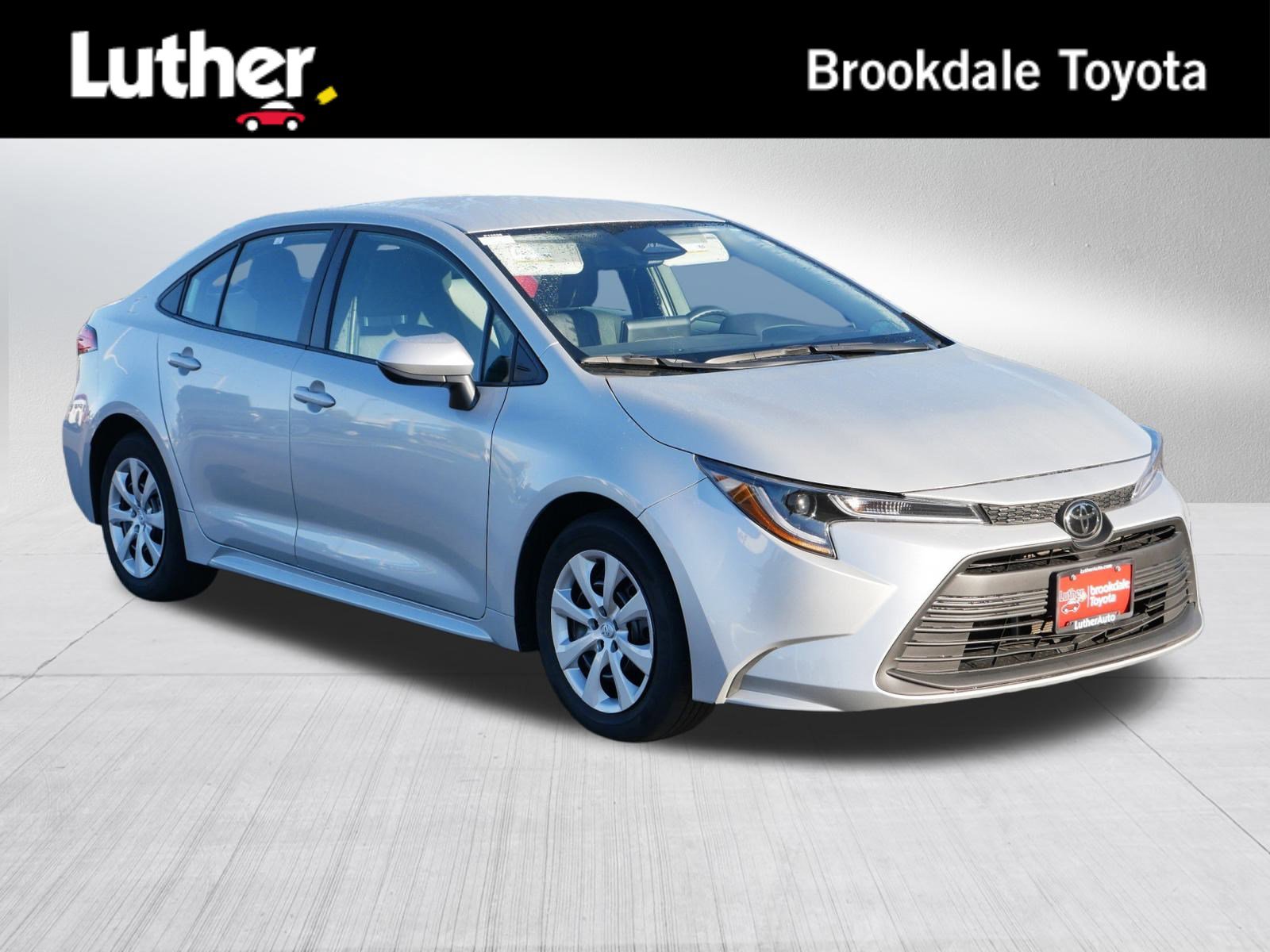 2025 Toyota Corolla LE's photo