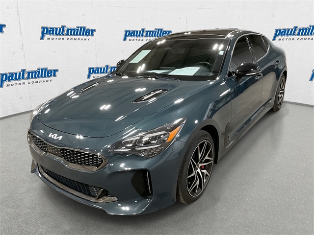 2023 Kia Stinger GT-LINE's photo