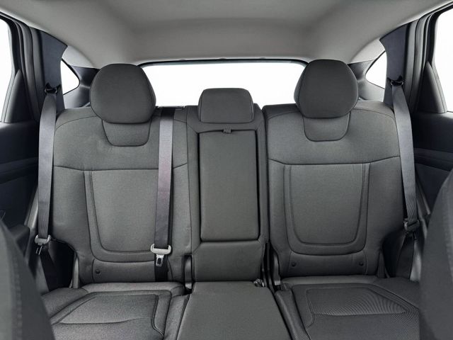 2026 Hyundai Tucson SE photo 16