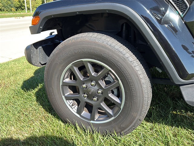 2020 Jeep Gladiator Overland photo 13